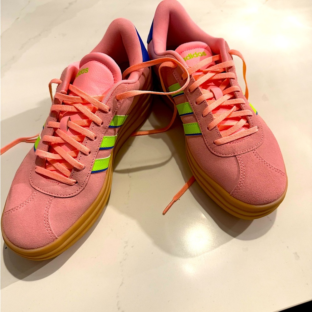 WOMEN'S ADIDAS VL COURT 3.0 BOLD SNEAKERS